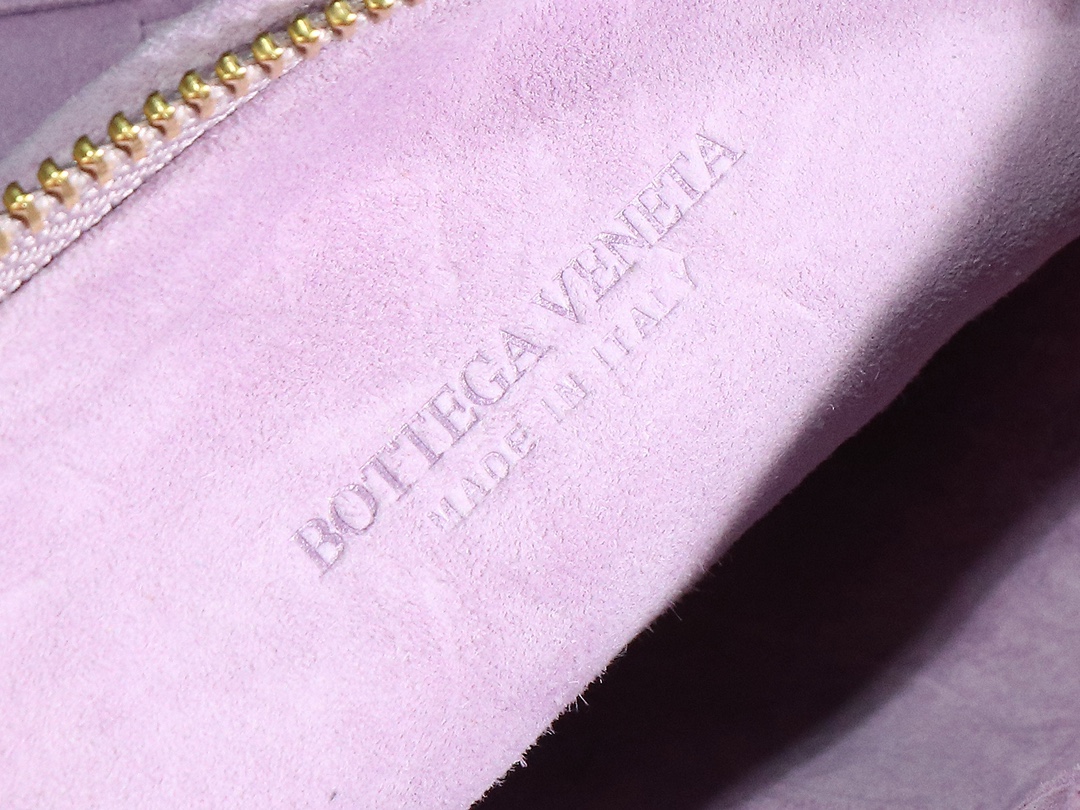 Bottega Veneta Hobo Bags